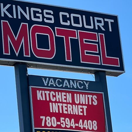 Kings Court Motel Cold Lake Kültér fotó